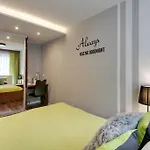 River Boulevards Apartment